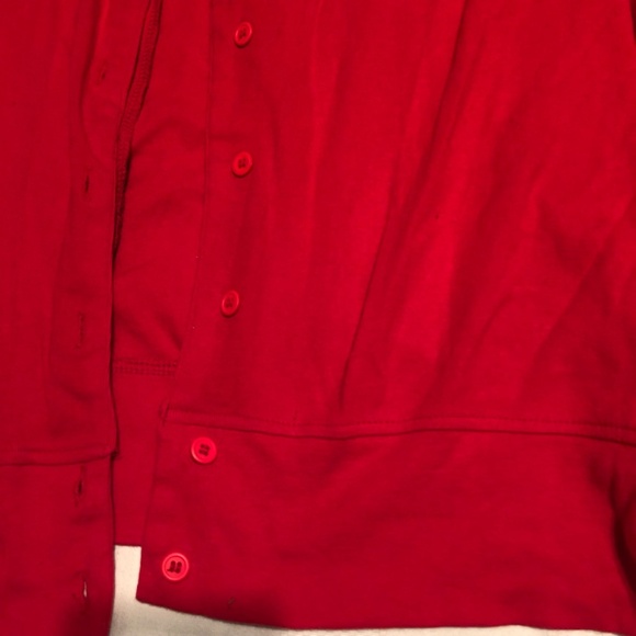 Cindy Ambuehl 100% cotton red cardigan. - Picture 2 of 6